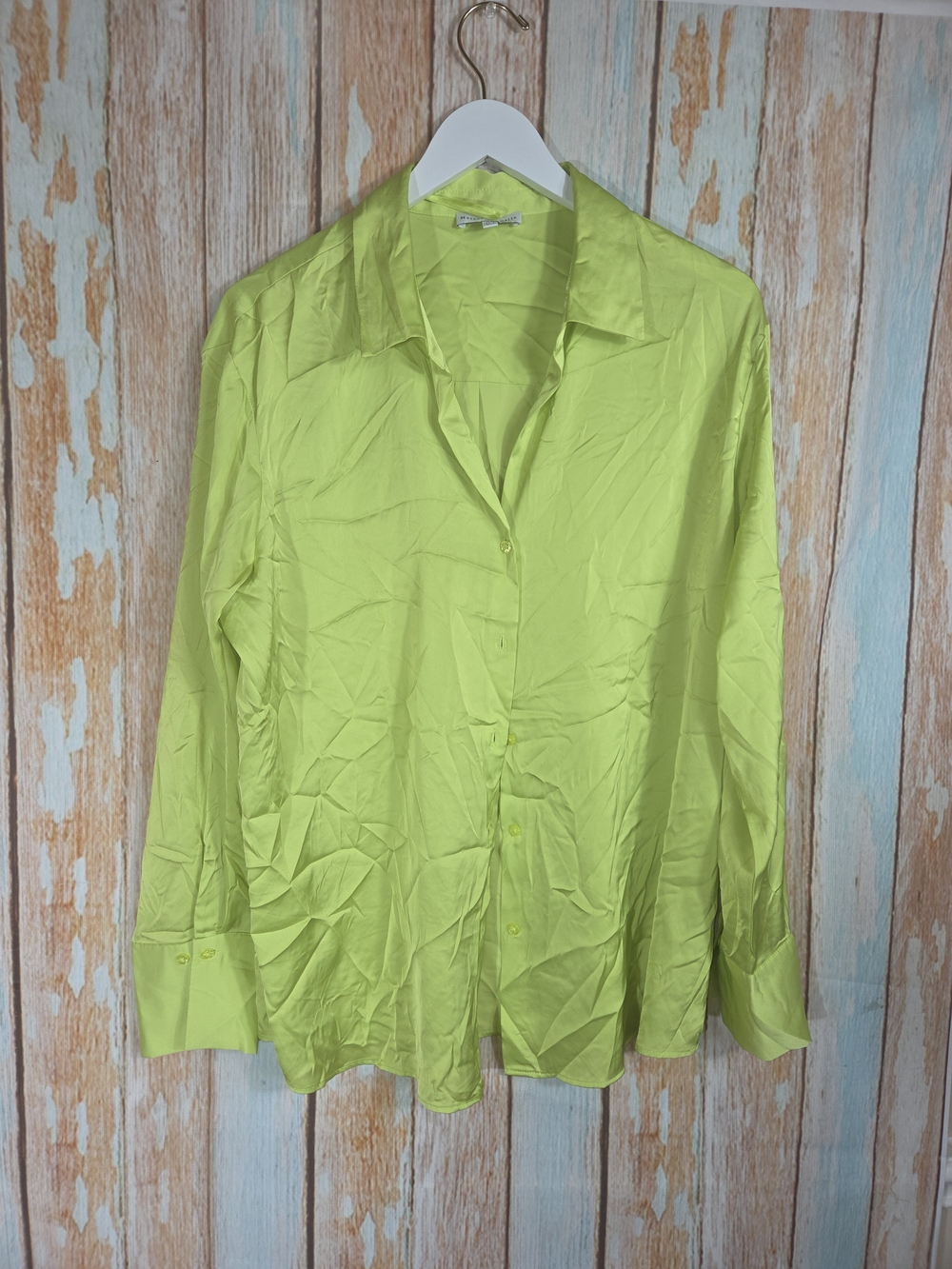 Maison d'Amélie Paris Parakeet Green Silky Button Up Blouse. Size XL